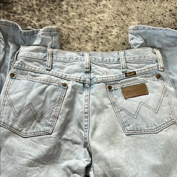 Cowboy cut wranglers Light Blue Denim Jeans - Picture 3 of 5